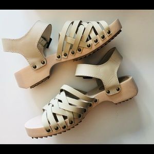 kelsi dagger brooklyn• clog sandals• sz 8